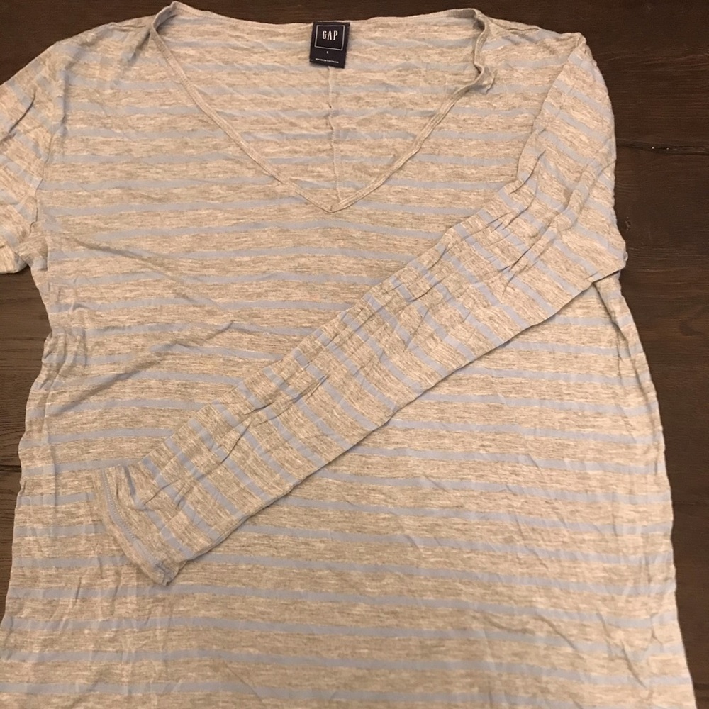 Gap Ladies’ Long sleeve Tee